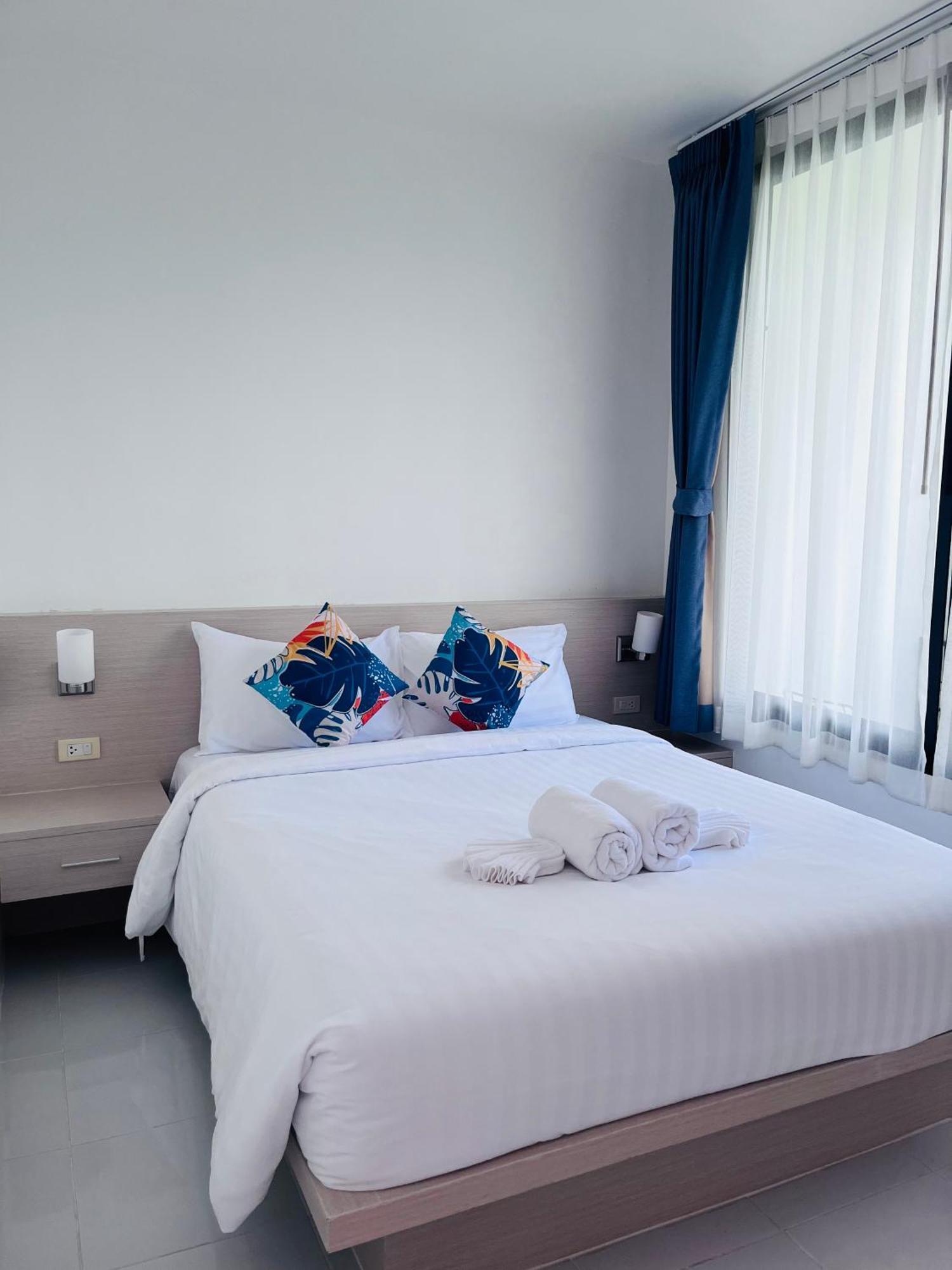 White Seaview Residence Klong Muang Beach Exterior photo